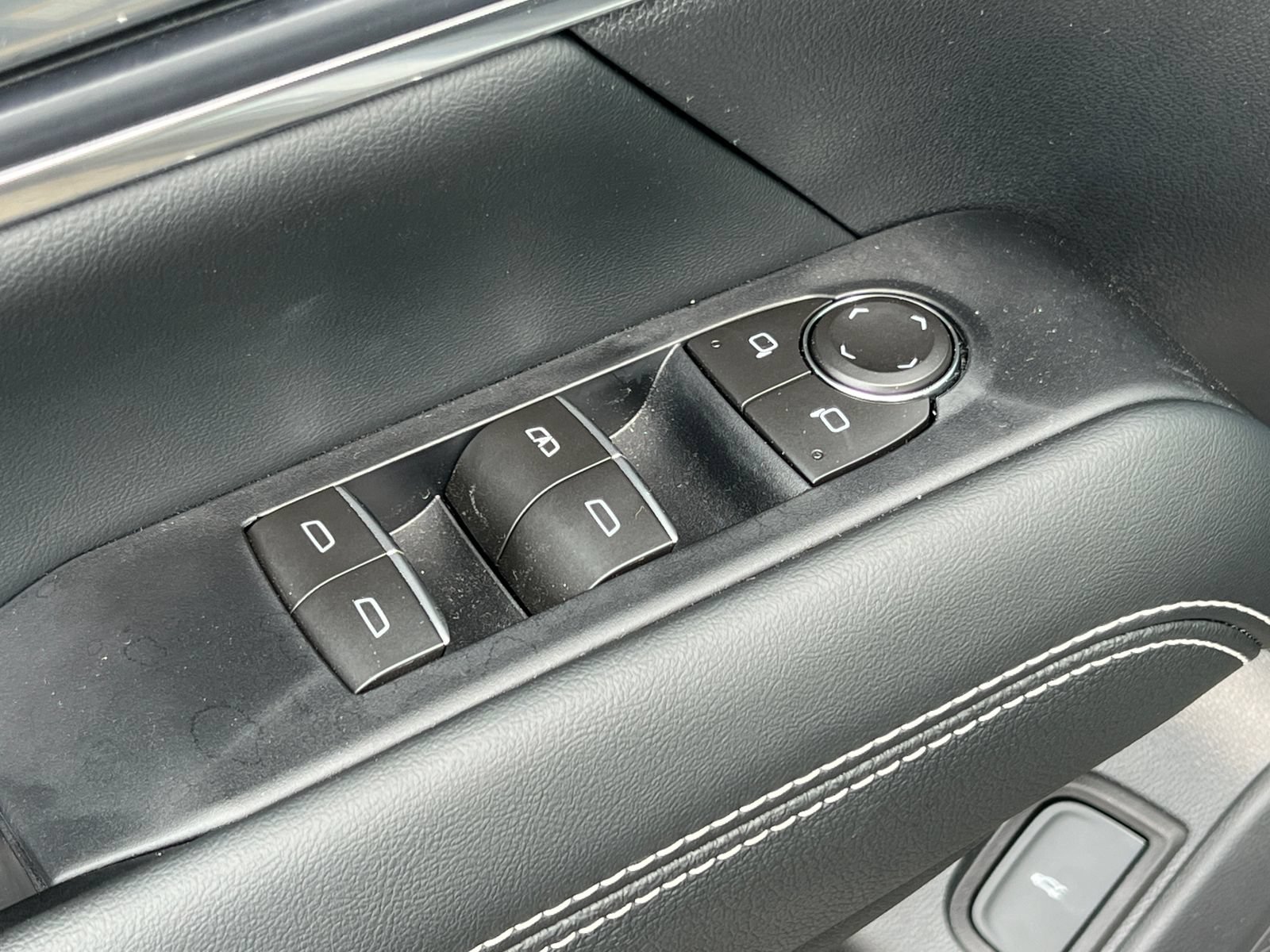 2026 GMC Terrain Denali - Photo 20