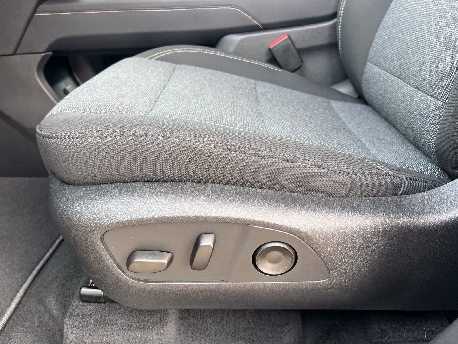 2027 GMC Acadia Elevation - Photo 10