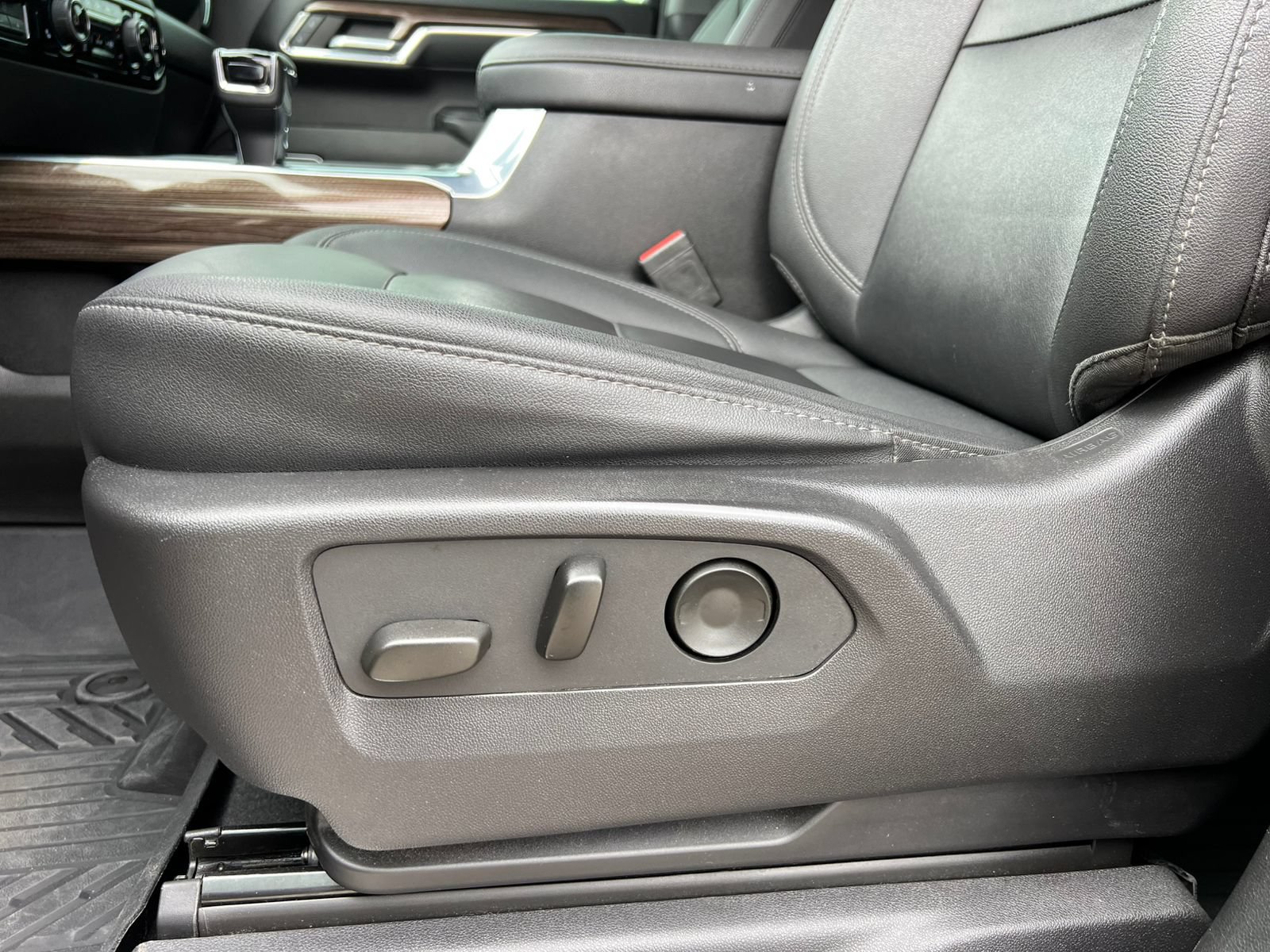 2023 Chevrolet Silverado 1500 RST - Photo 20