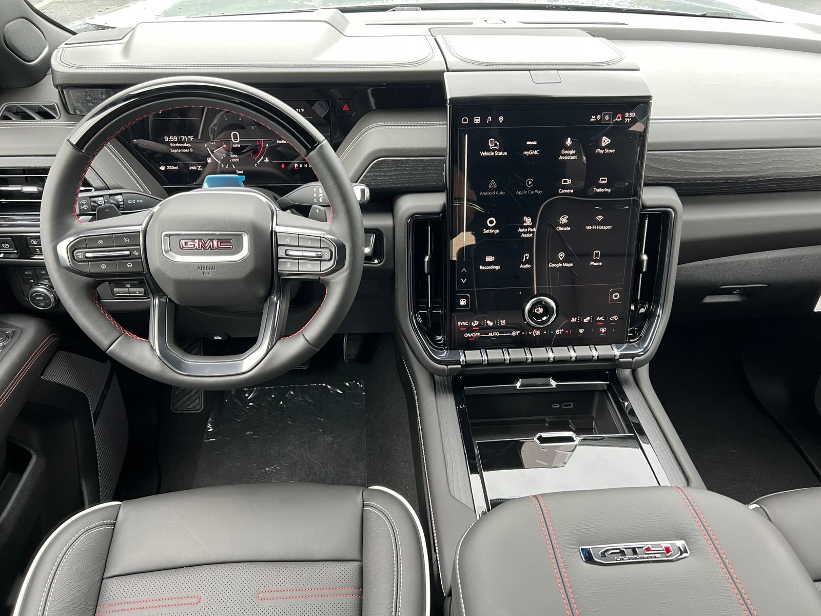 2026 GMC Yukon AT4 Ultimate - Photo 3
