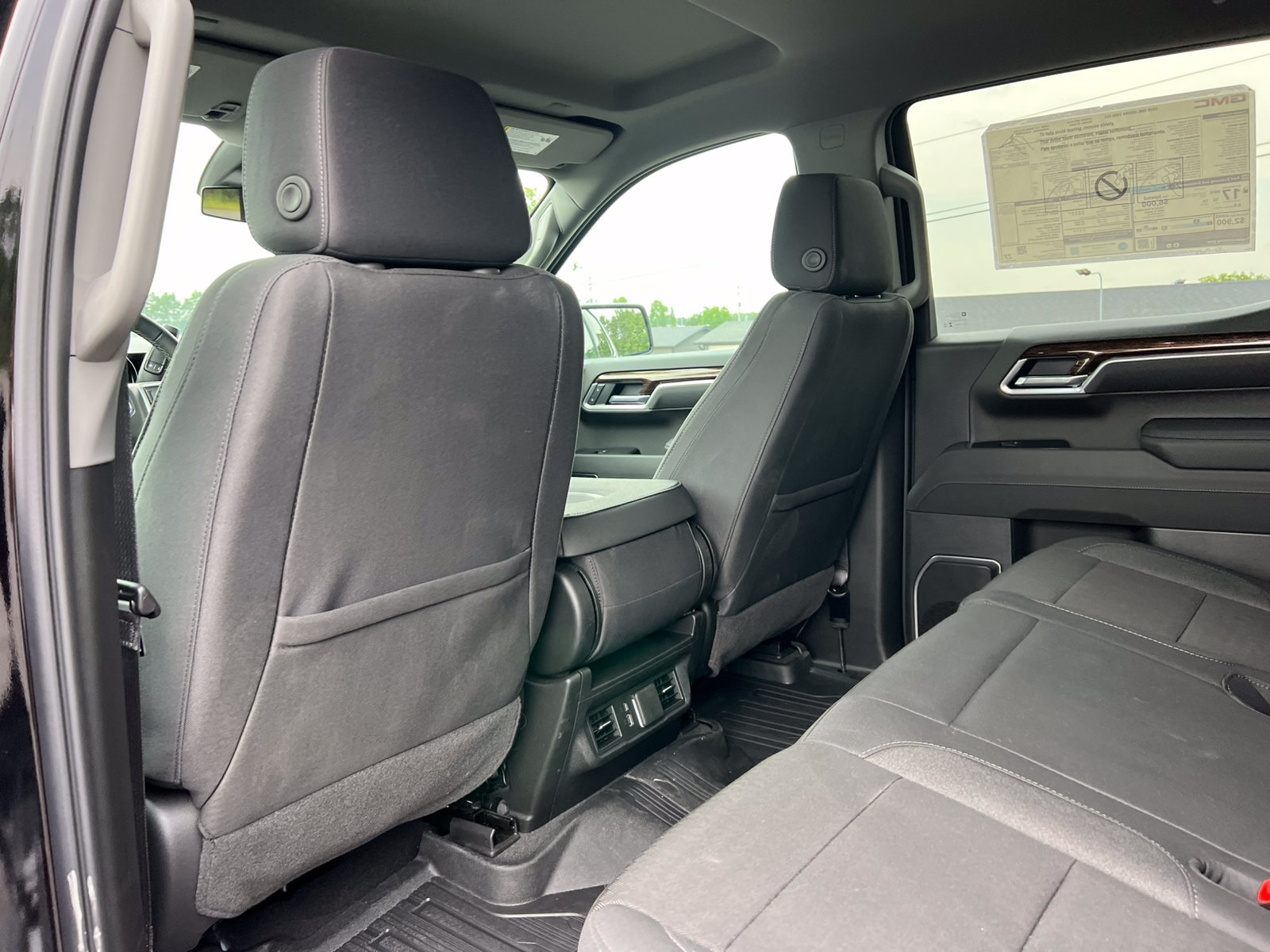 2026 GMC Sierra 1500 SLE - Photo 41