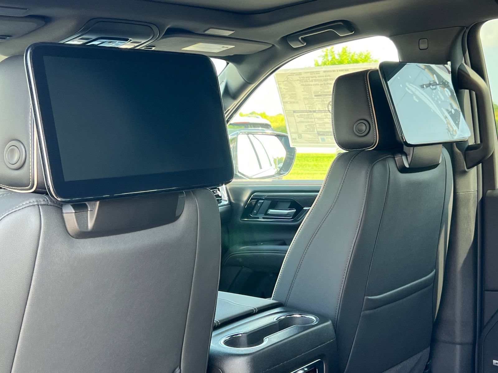 2026 GMC Yukon XL Elevation - Photo 38