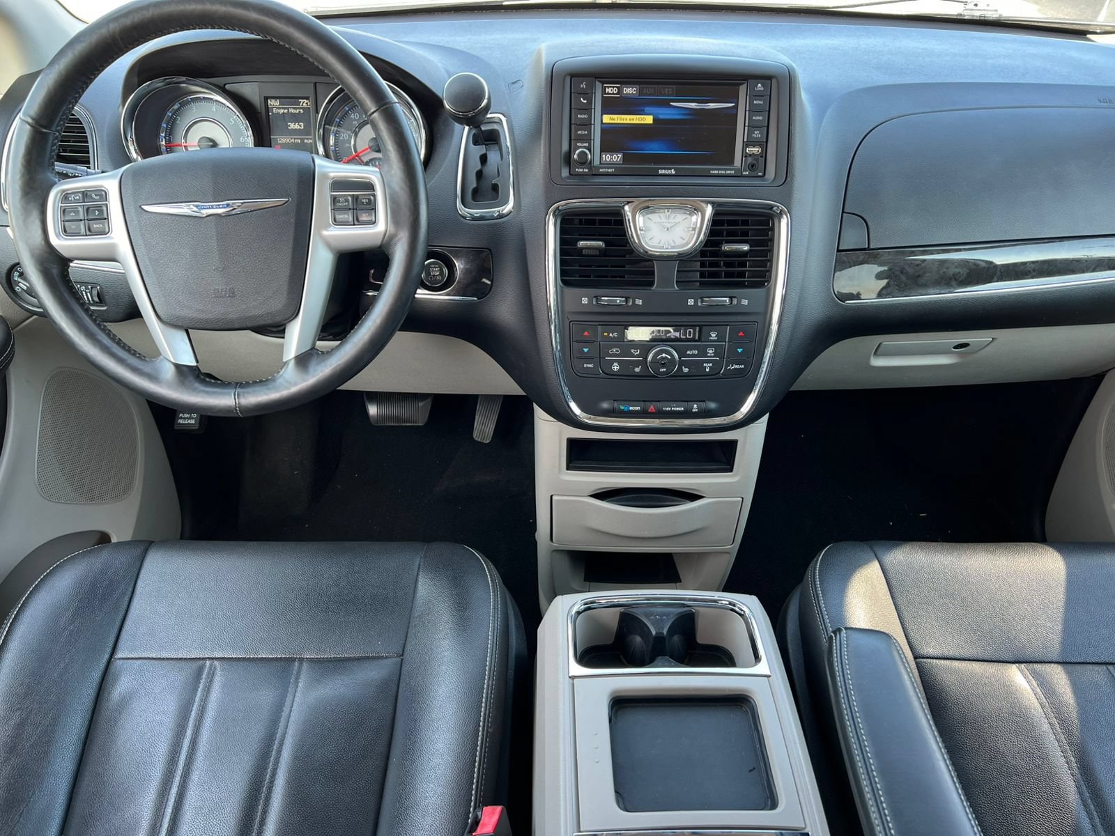 Used 2016 Chrysler Town & Country Touring with VIN 2C4RC1BG6GR255007 for sale in Greenville, MI
