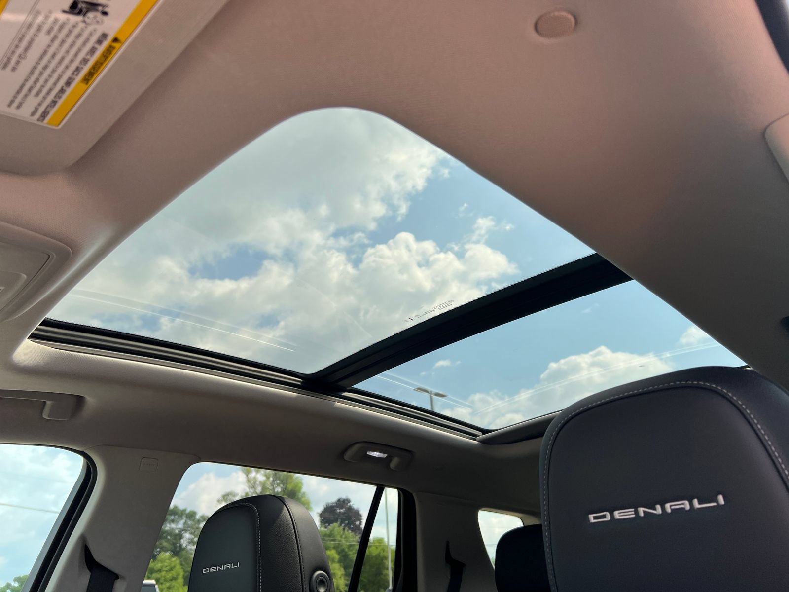 2026 GMC Terrain Denali - Photo 11