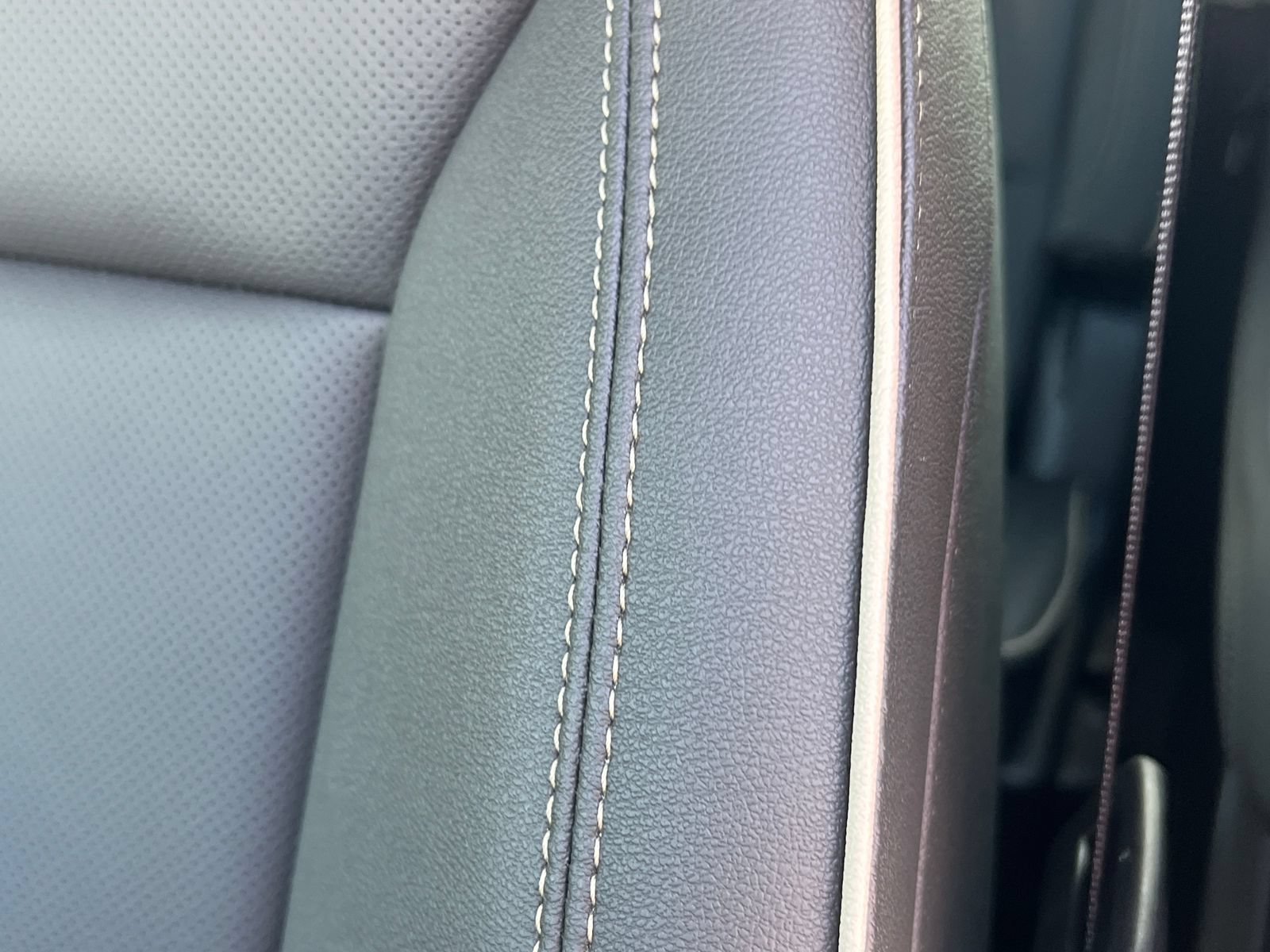 2026 GMC Yukon XL Elevation - Photo 14