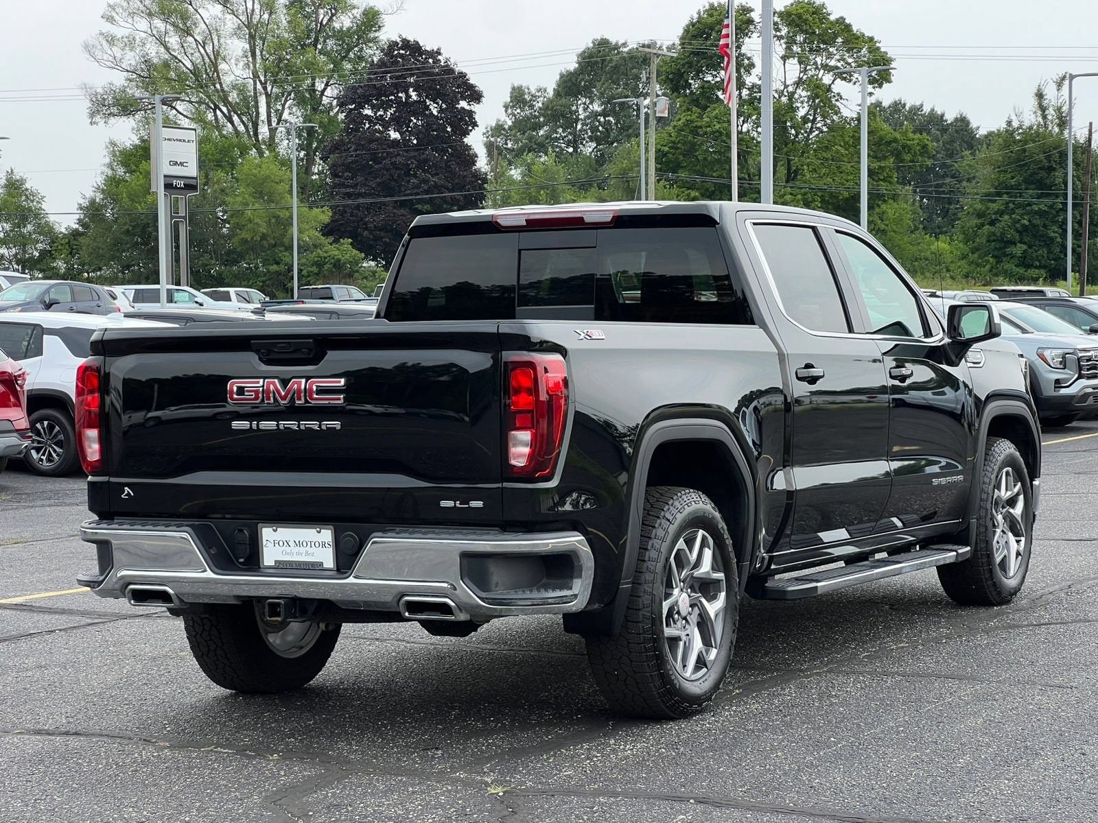 2026 GMC Sierra 1500 SLE - Photo 15