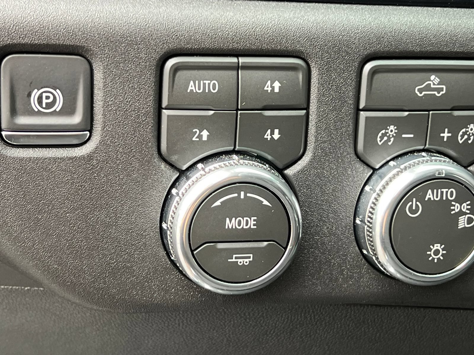 2026 GMC Sierra 1500 SLE - Photo 23