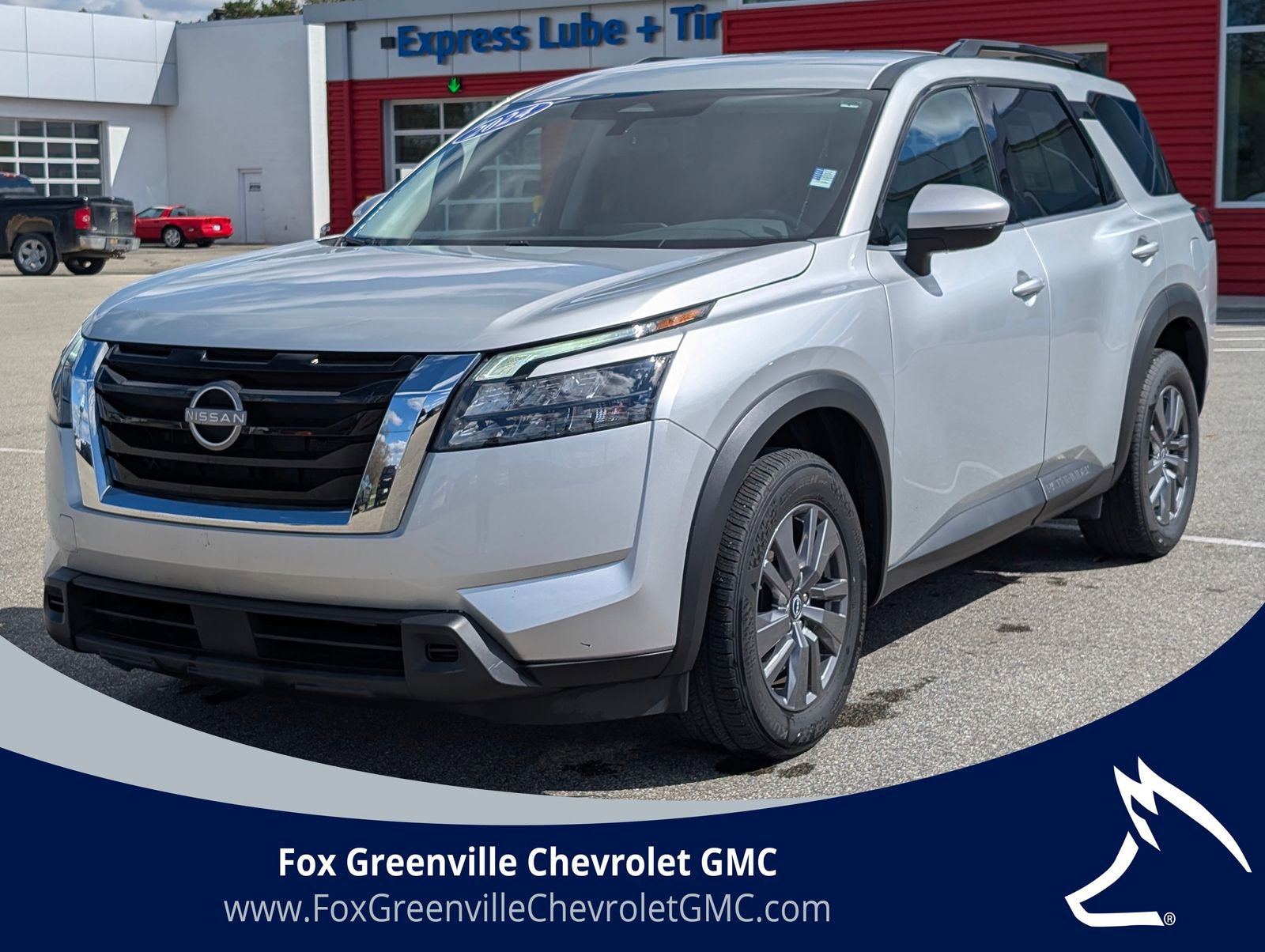 2024 Nissan Pathfinder SV 4WD's photo