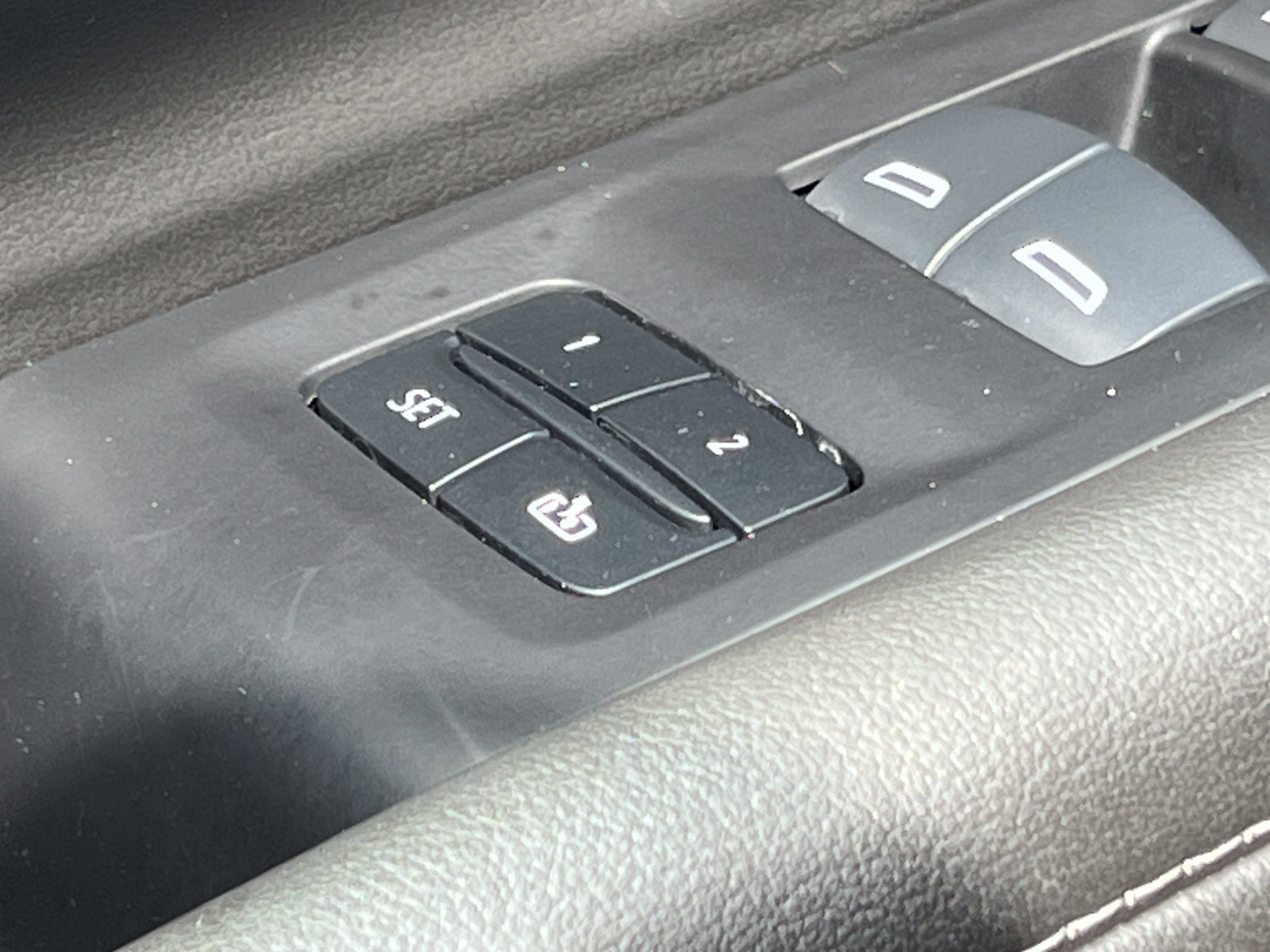 2024 Chevrolet Suburban Z71 - Photo 24