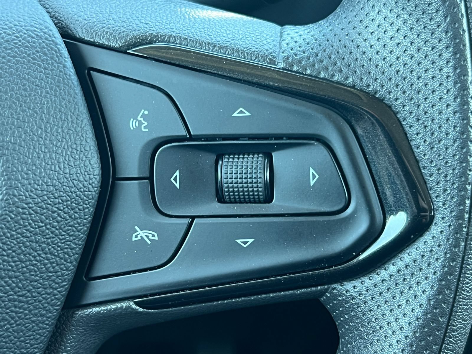 2023 Chevrolet TrailBlazer LT - Photo 23