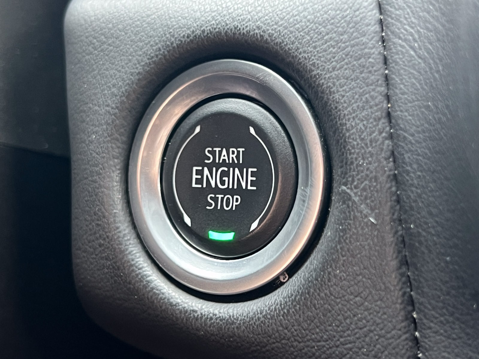 2024 Chevrolet Suburban Z71 - Photo 40