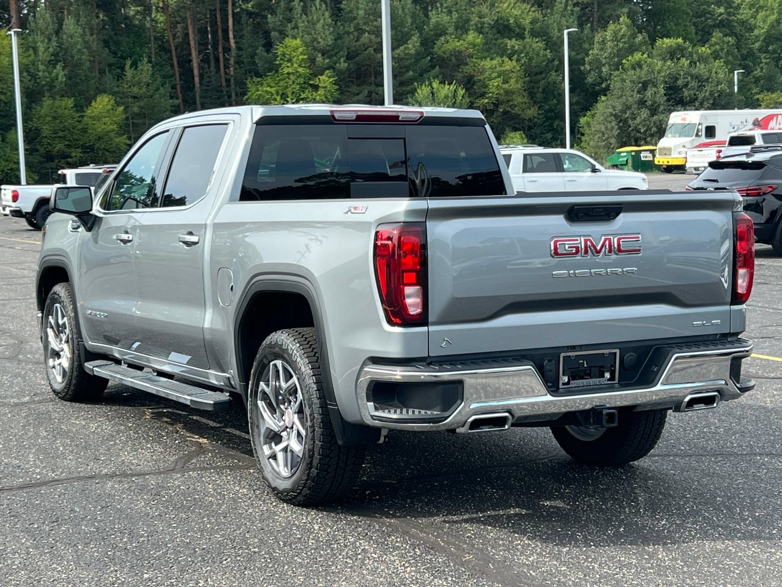 2026 GMC Sierra 1500 SLE - Photo 40