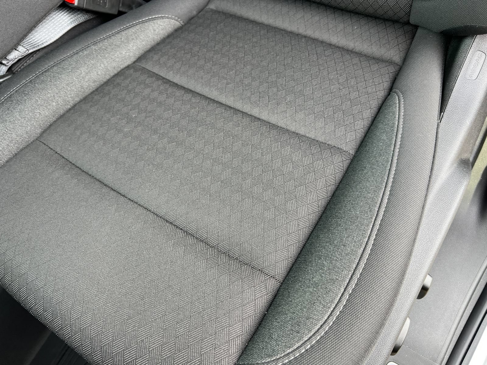 2026 GMC Sierra 1500 SLE - Photo 12