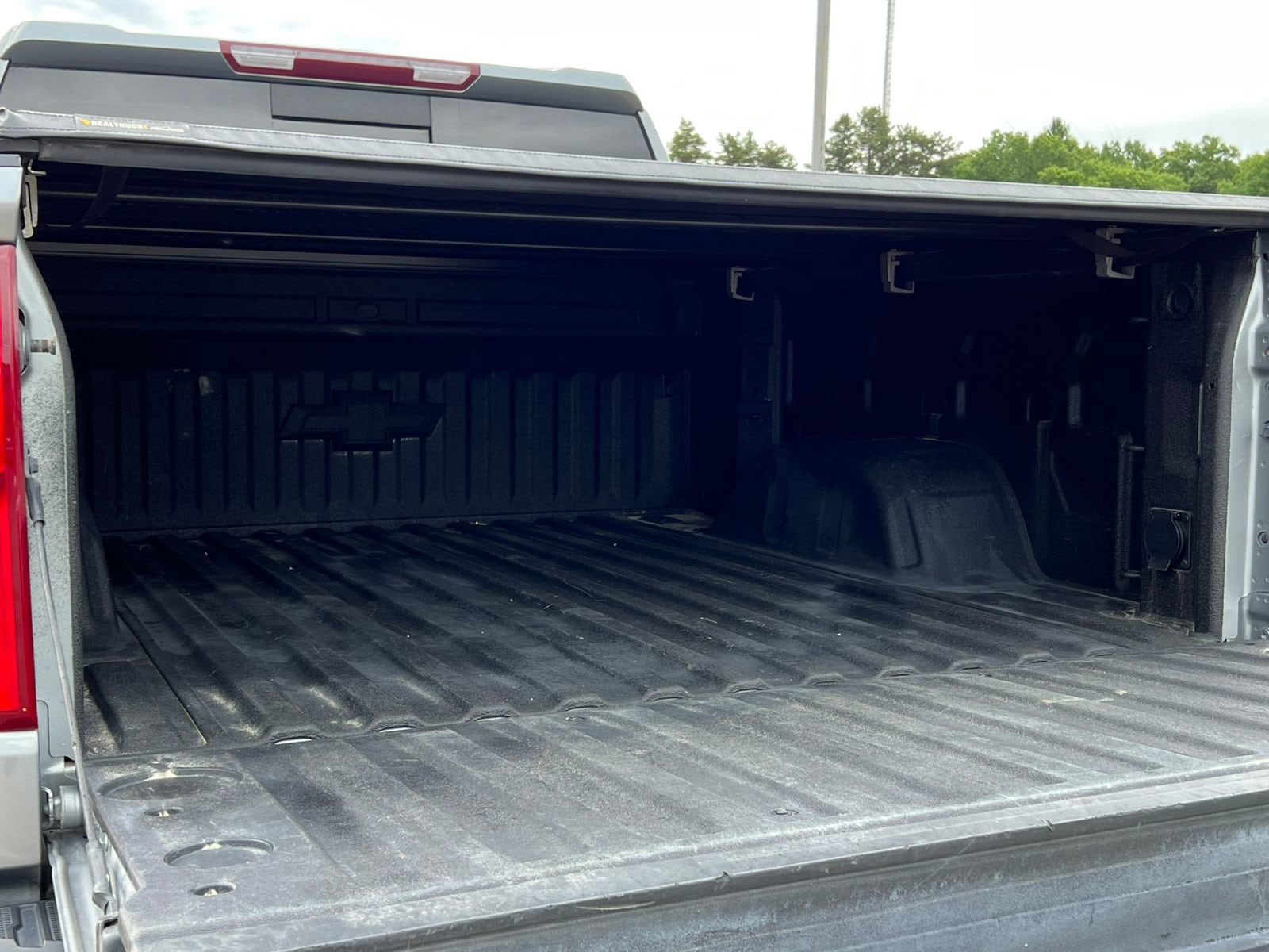 2023 Chevrolet Silverado 1500 RST - Photo 13