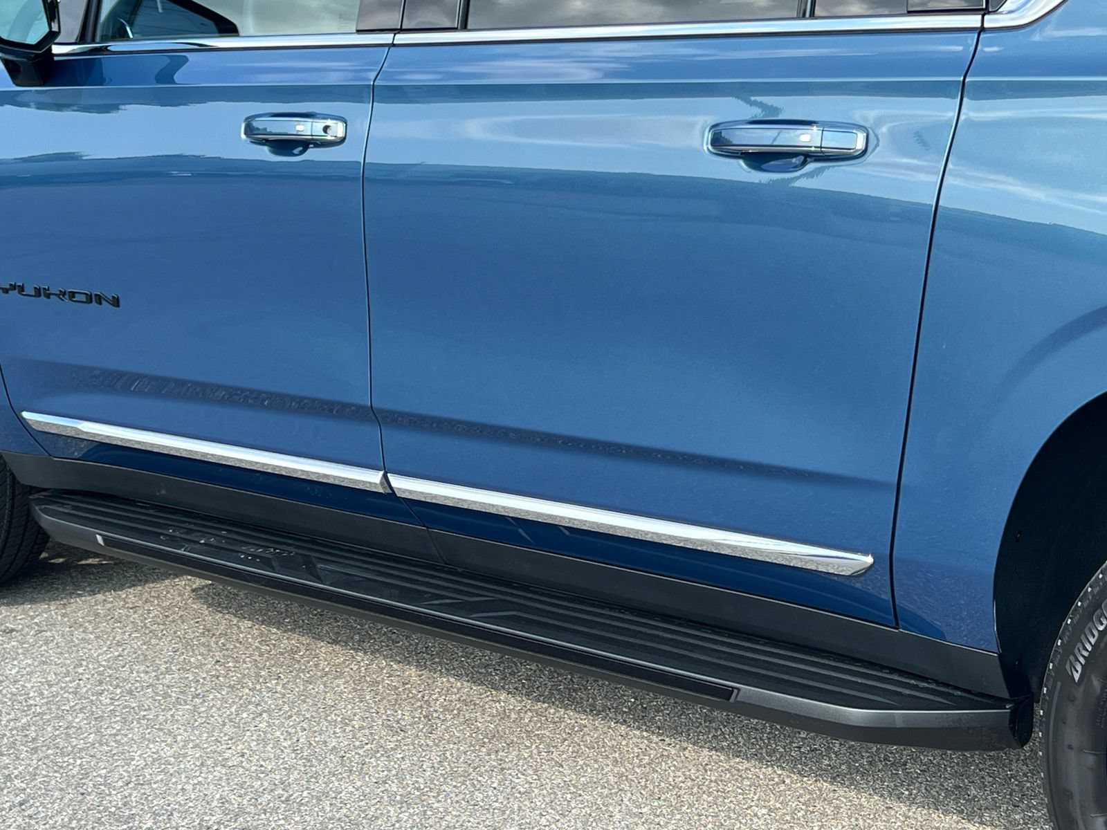 2026 GMC Yukon XL Elevation - Photo 9
