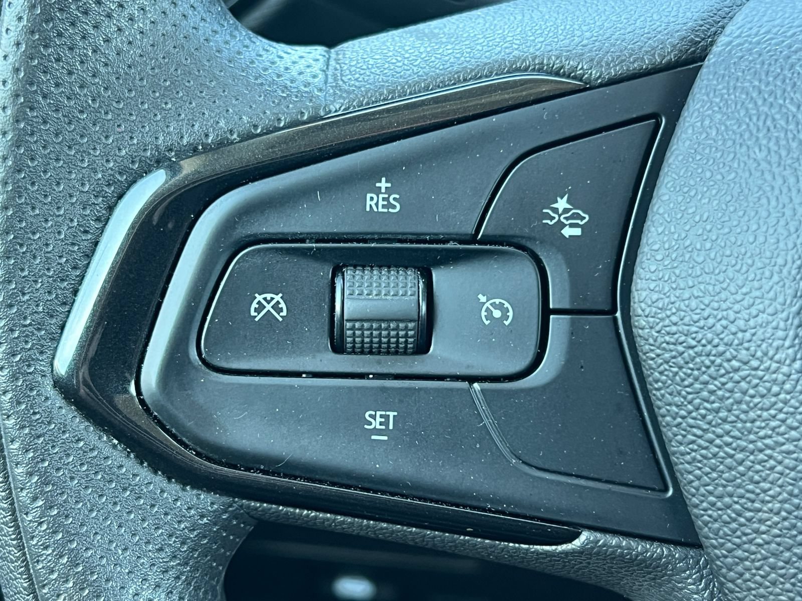 2023 Chevrolet TrailBlazer LT - Photo 22