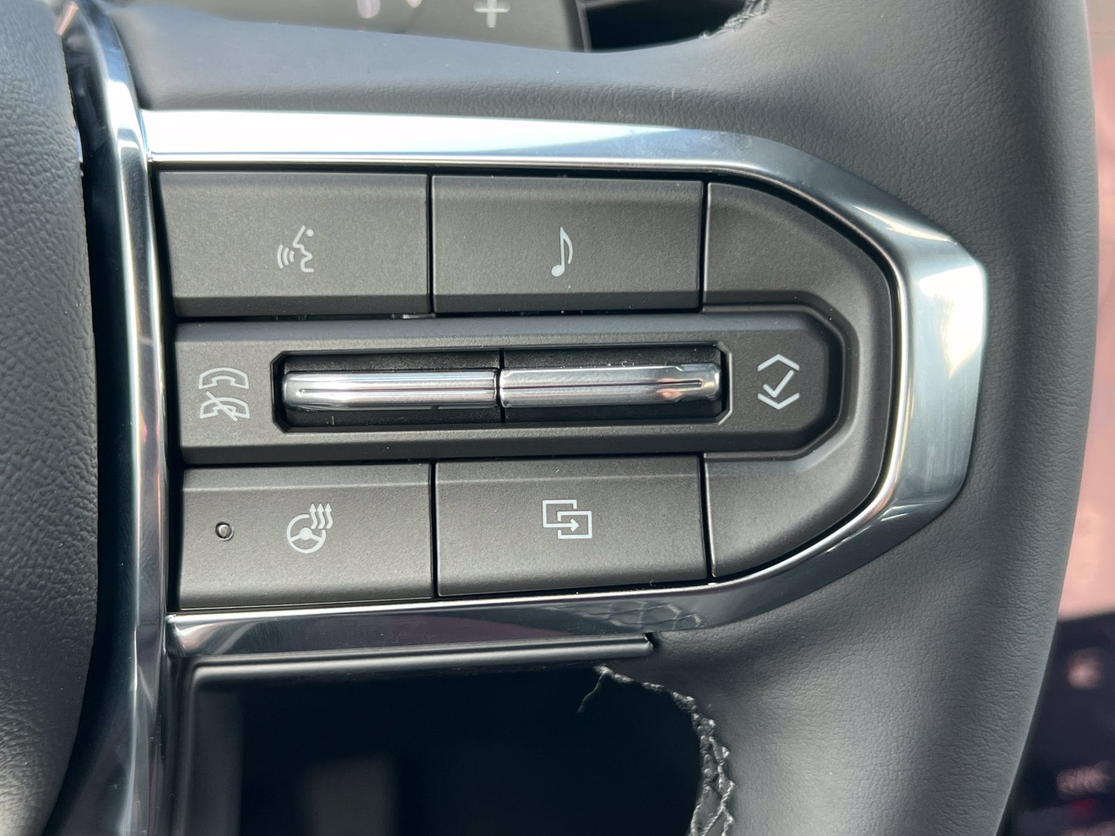 2027 GMC Acadia Elevation - Photo 21
