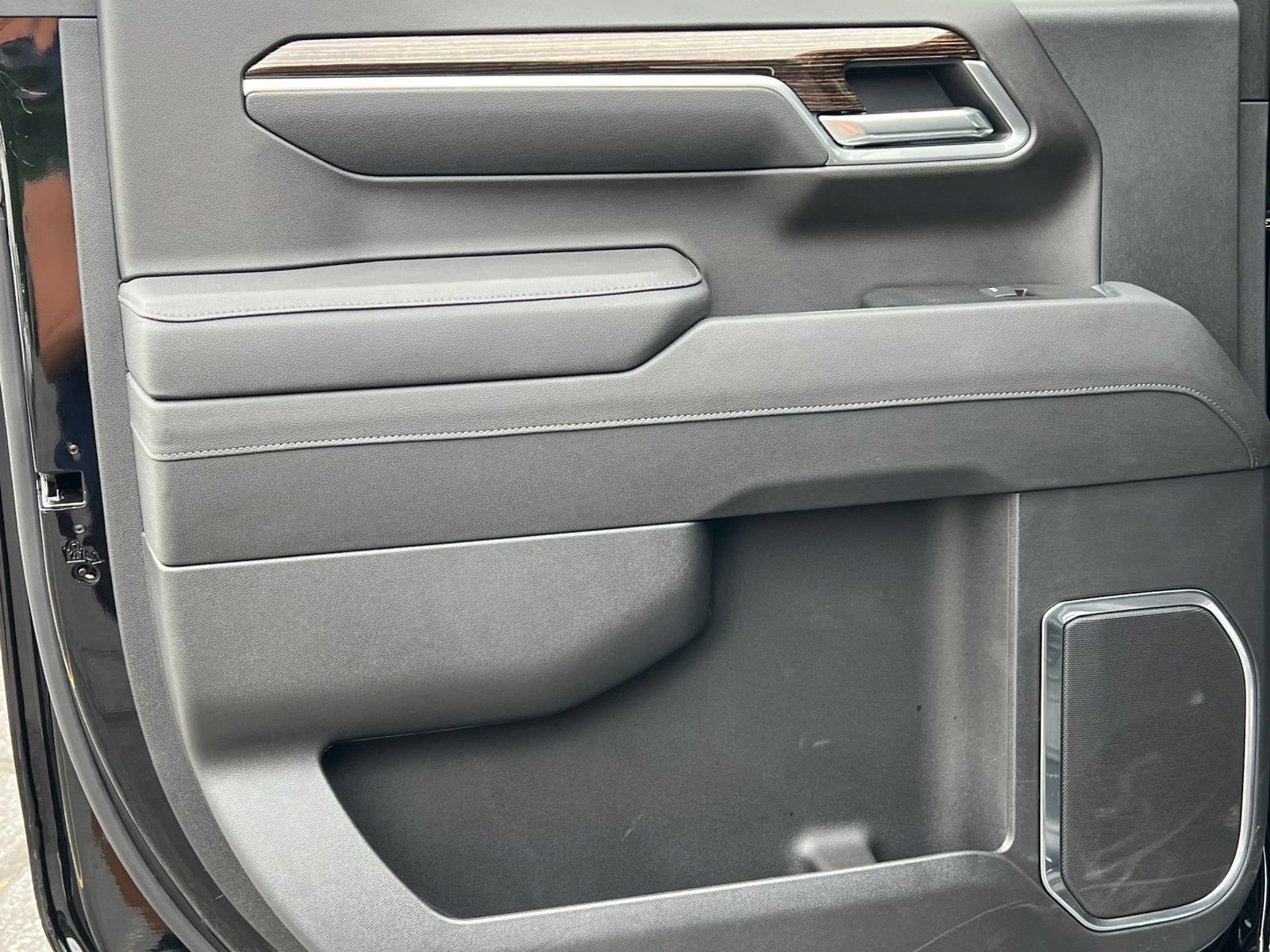 2026 GMC Sierra 1500 SLE - Photo 41