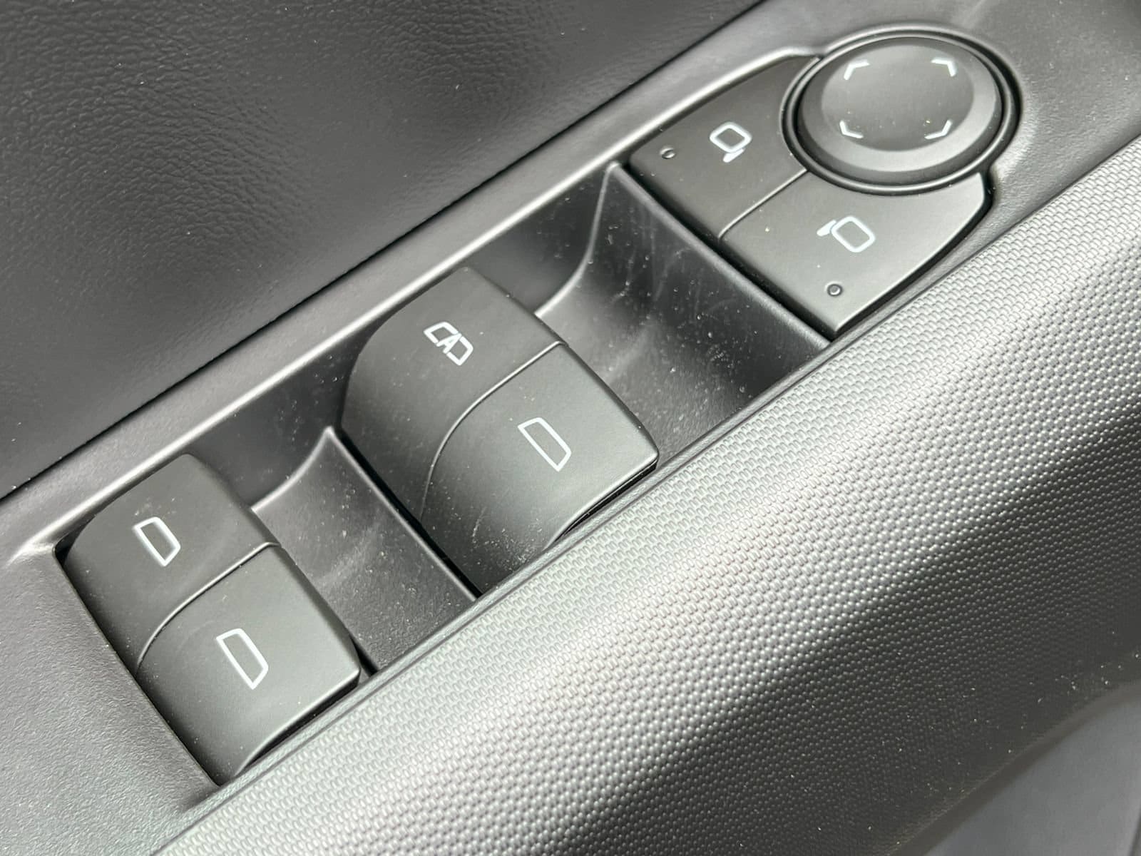 2026 GMC Canyon Elevation - Photo 19