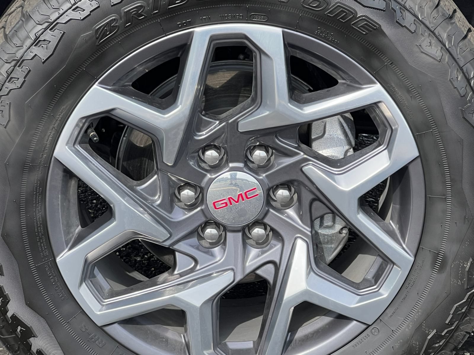 2026 GMC Sierra 1500 SLE - Photo 6