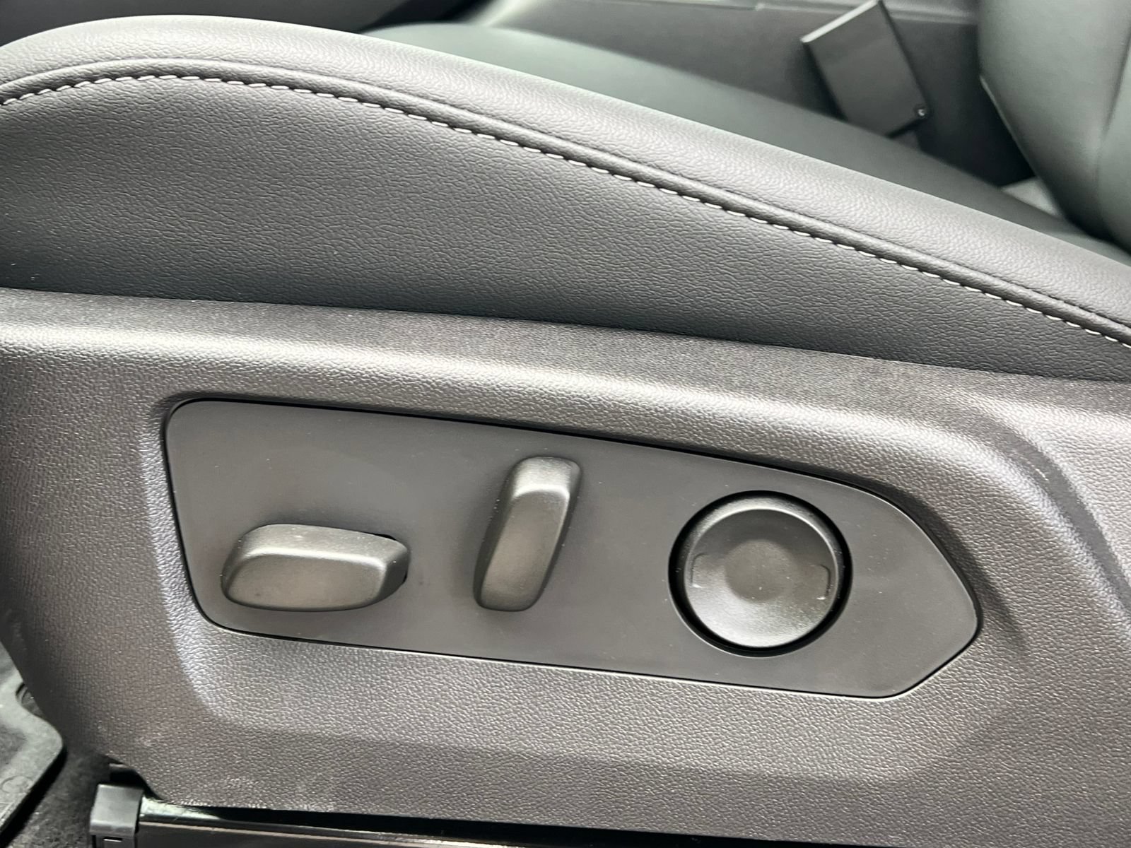 2026 GMC Canyon Elevation - Photo 14
