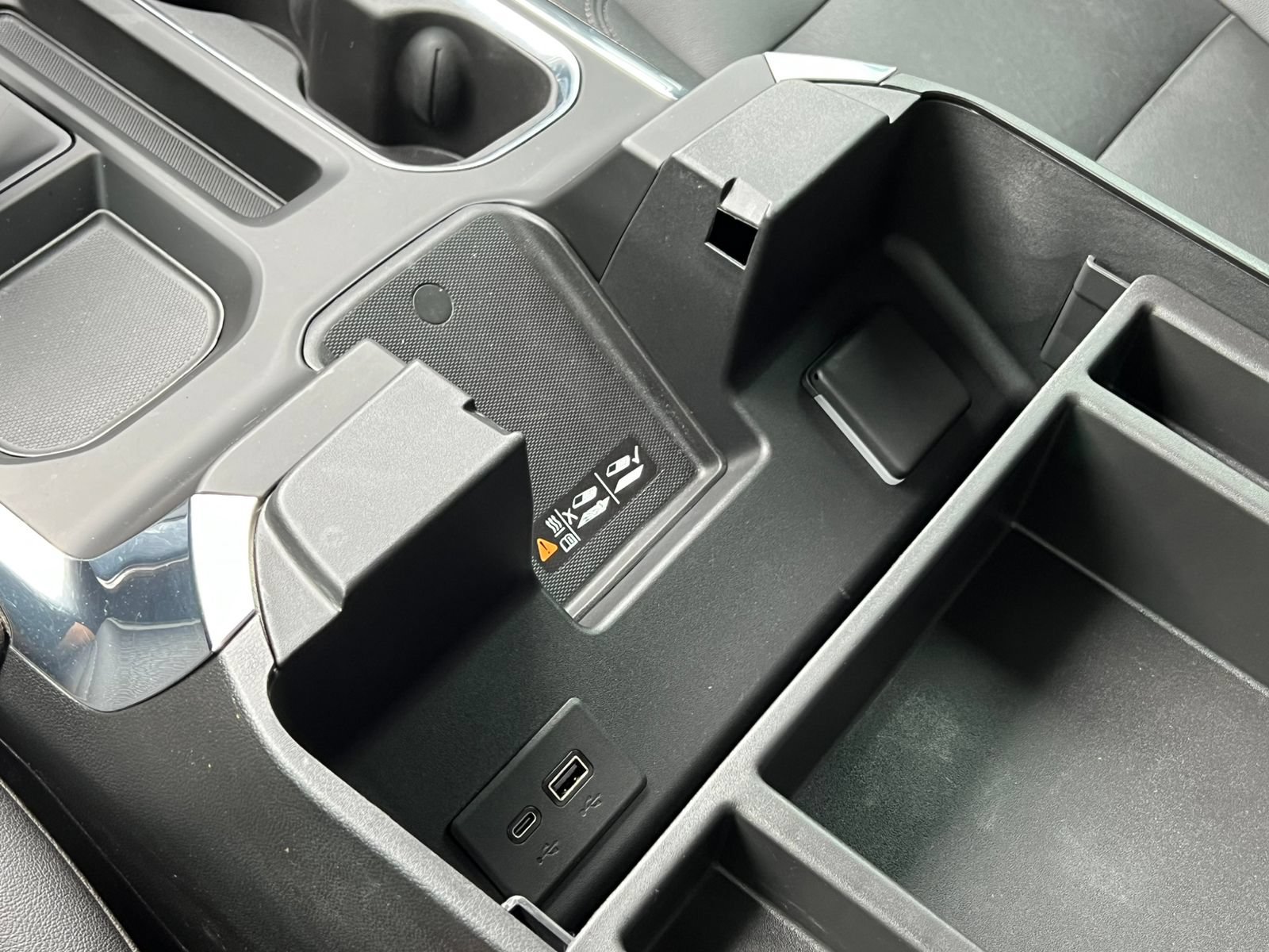2023 Chevrolet Silverado 1500 RST - Photo 42
