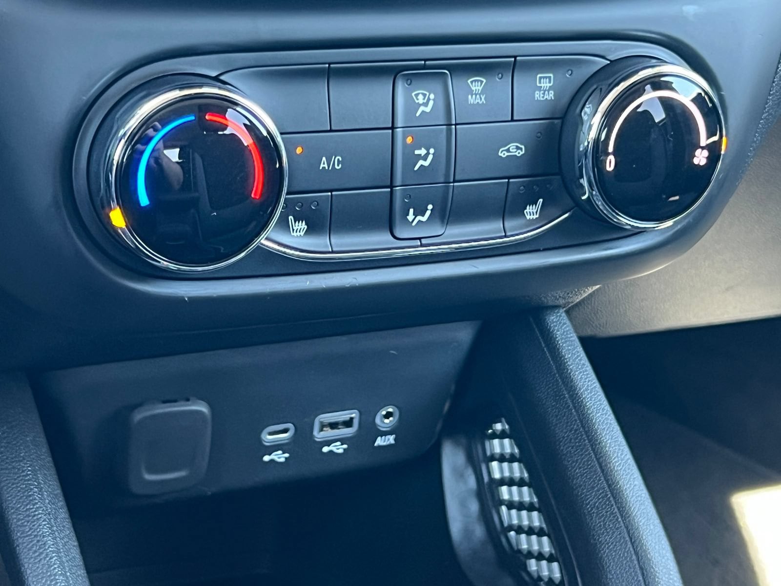 2023 Chevrolet TrailBlazer LT - Photo 26