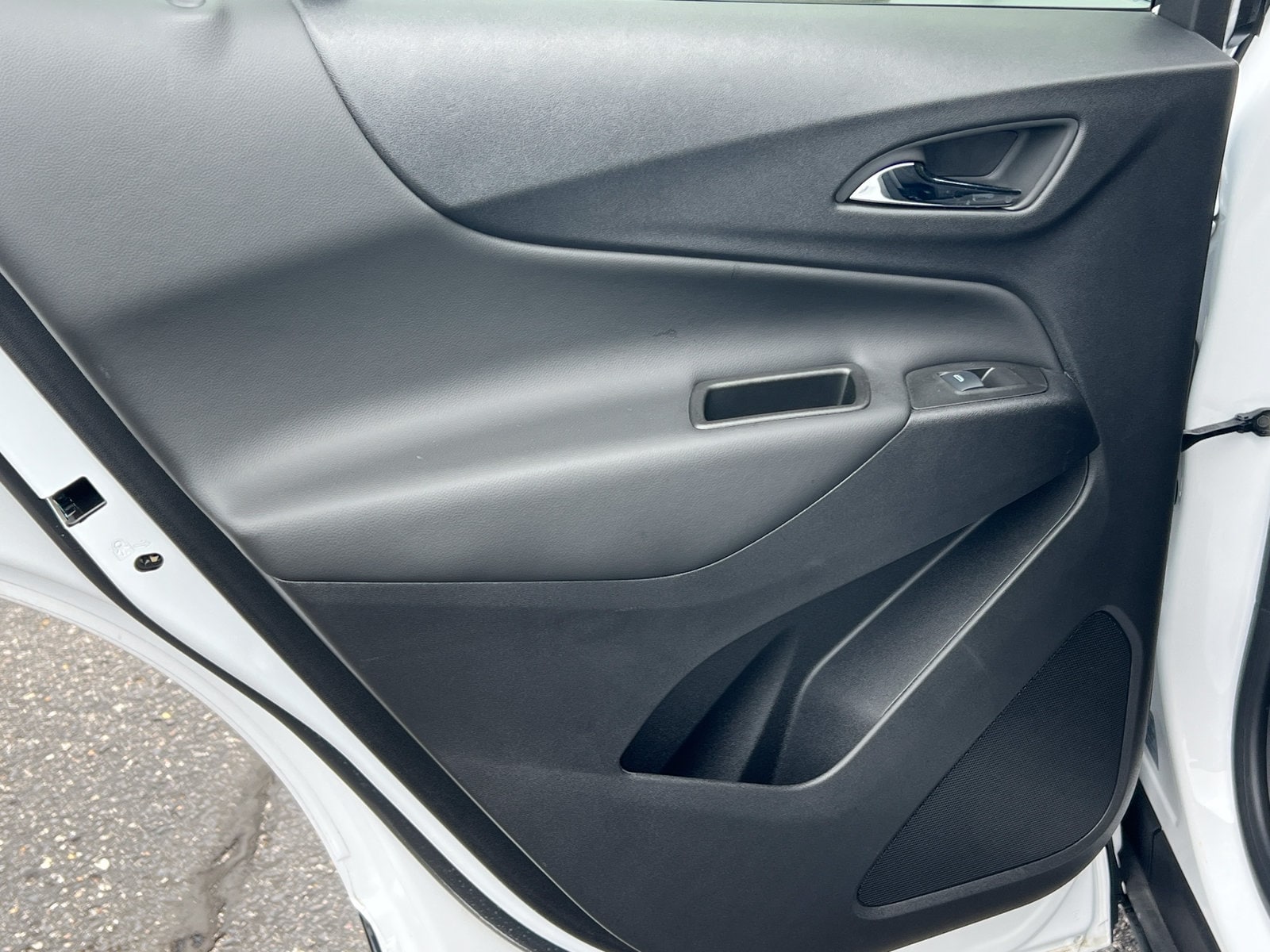 2024 Chevrolet Equinox LT - Photo 32