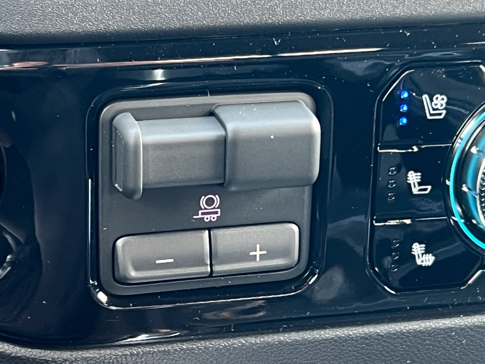 2026 GMC Sierra 2500HD SLT - Photo 30