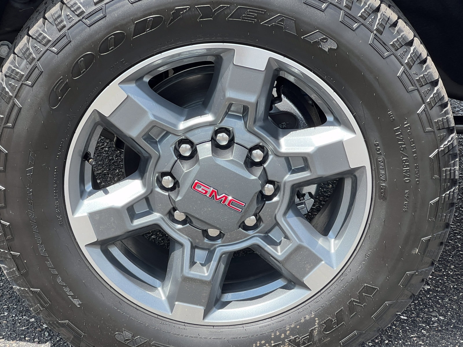 2026 GMC Sierra 2500HD SLT - Photo 6