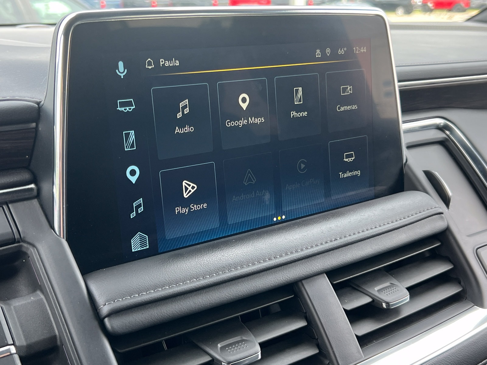 2024 Chevrolet Suburban Z71 - Photo 32