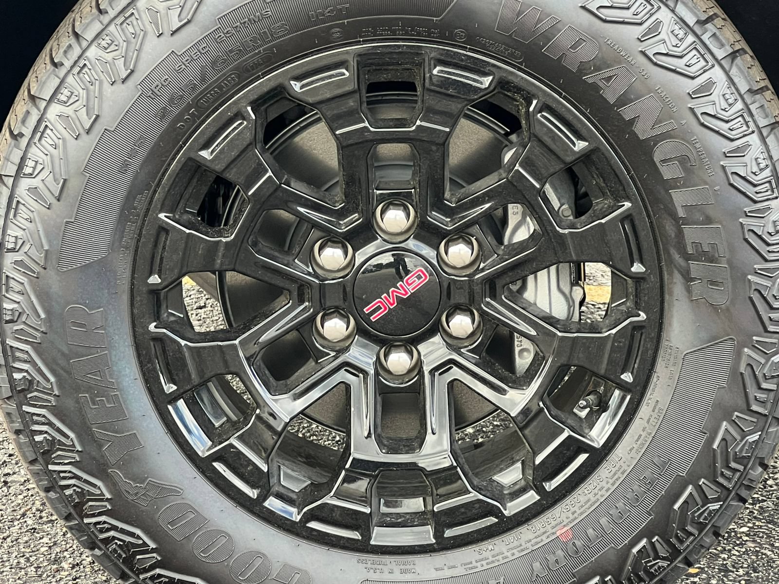 2026 GMC Canyon Elevation - Photo 6