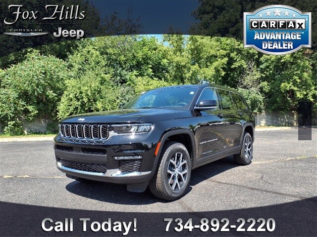 2025 Jeep Grand Cherokee Limited photo 3