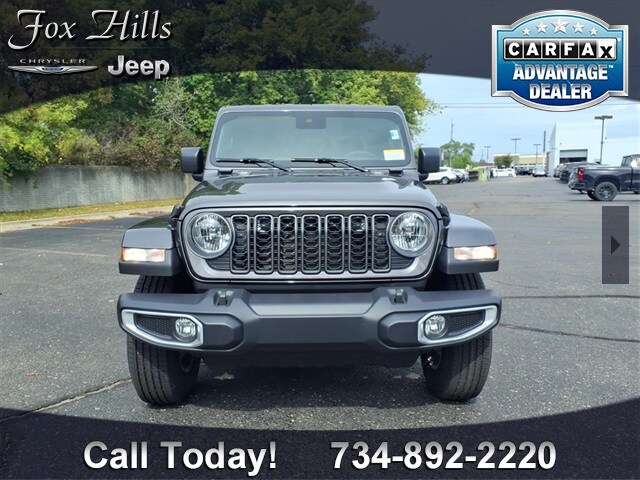 2025 Jeep Gladiator Sport S photo 2