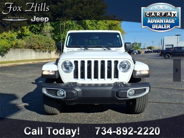2021 Jeep Gladiator Overland photo 2