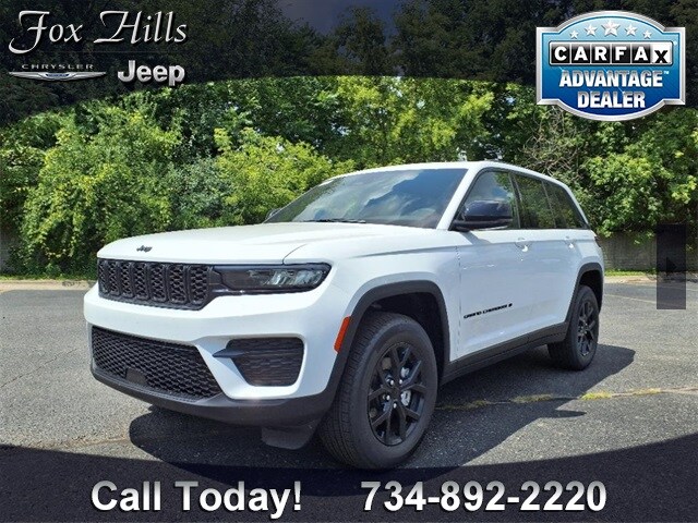 2025 Jeep Grand Cherokee Altitude photo 3