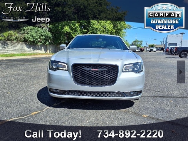 Used 2023 Chrysler 300 S with VIN 2C3CCABG7PH637014 for sale in Plymouth, MI
