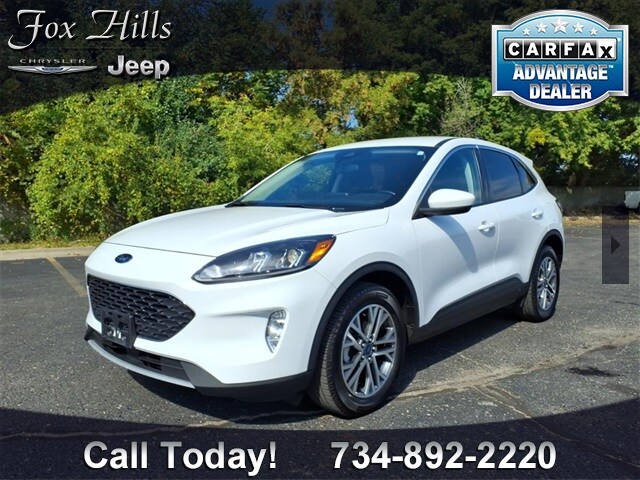 2022 Ford Escape SEL photo 3