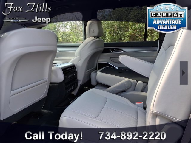 2026 Jeep Grand Wagoneer Limited Reserve - Photo 12