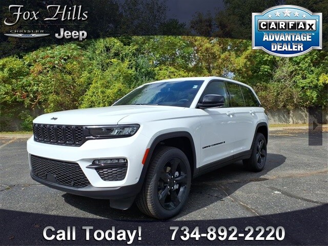 2025 Jeep Grand Cherokee Limited photo 3