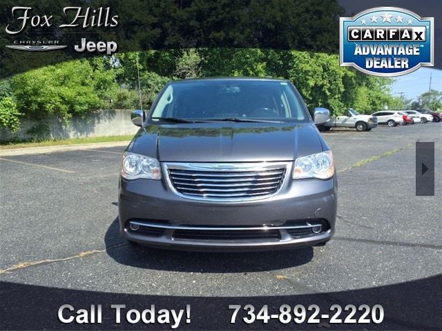Used 2015 Chrysler Town & Country Touring-L with VIN 2C4RC1CG6FR602767 for sale in Plymouth, MI