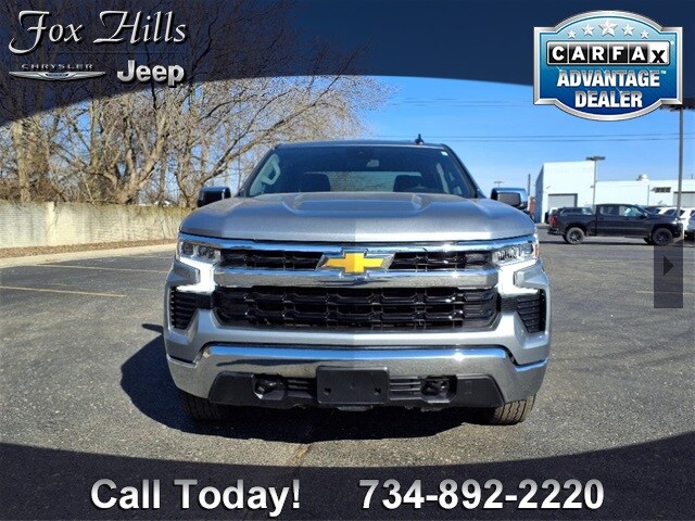 Used 2024 Chevrolet Silverado 1500 LT with VIN 2GCUDDED8R1179253 for sale in Plymouth, MI