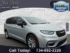 2026 Chrysler Pacifica LIMITED Passenger Van