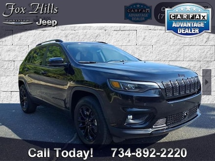 2023 Jeep Cherokee Altitude Lux SUV