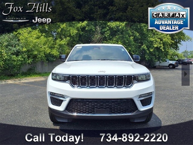 2025 Jeep Grand Cherokee Limited photo 2