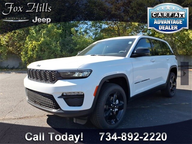 2025 Jeep Grand Cherokee Limited photo 3