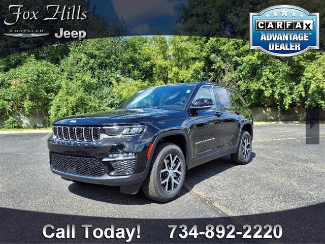 2025 Jeep Grand Cherokee Limited photo 3