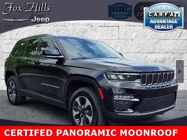 2022 Jeep Grand Cherokee 4xe's photo