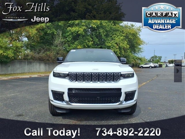 2025 Jeep Grand Cherokee L Summit photo 2
