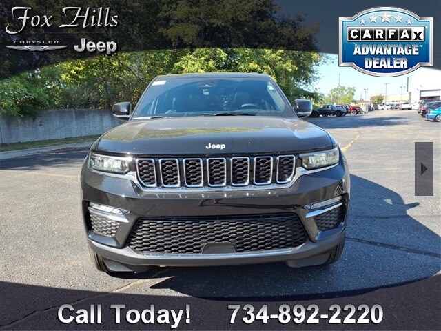 2025 Jeep Grand Cherokee Limited photo 2